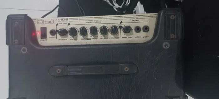 Amplificador de Contrabaixo Staner - Falante 10"