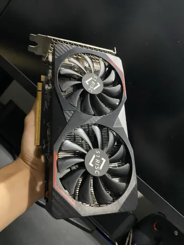 Vendo RX6600M 8GB