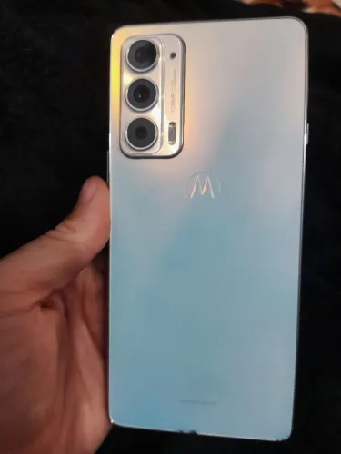 Motorola EDGE 20 de 128gb somente 6meses de uso. Sem marcas tá novo