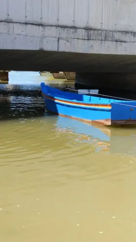 Barco de madeira Garapa