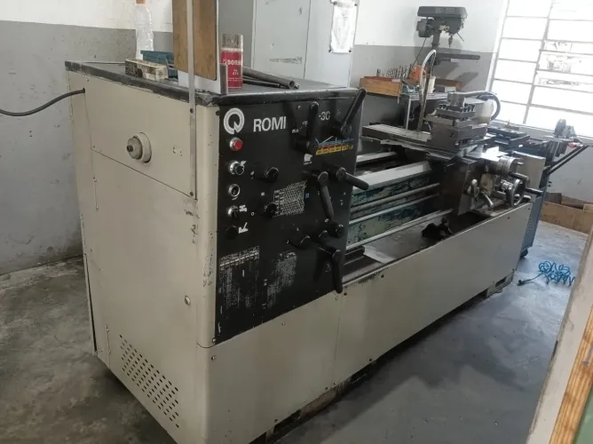 Torno convencional ROMI S 30