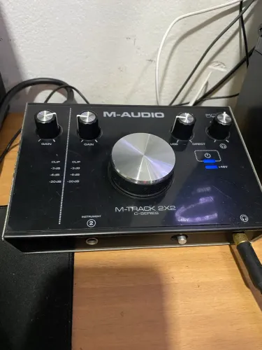 INTERFACE M-ÁUDIO 2x2 C Series 24 bits