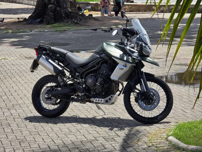 Tiger 800 XCA, sua aventura começa aqui!!