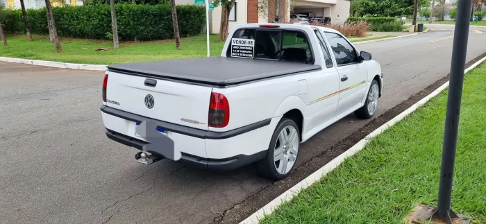 Volkswagen Saveiro CL/ Summer 1.8 MI E 1.8 (álcool) 2002