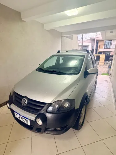 Volkswagen Crossfox 1.6 MI Total Flex 8V 5P 2009