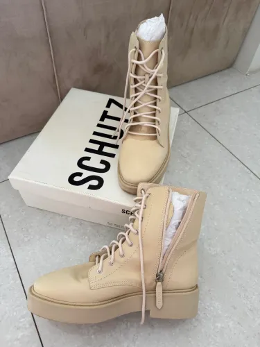 Bota schutz