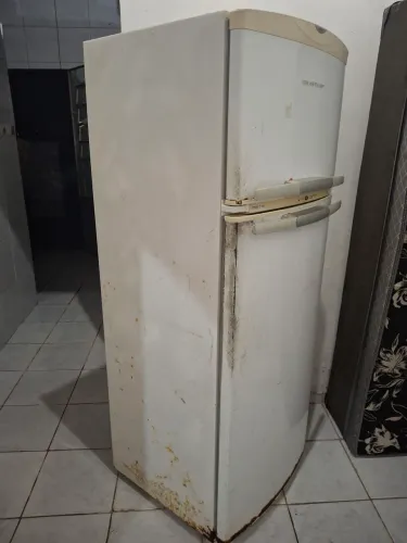 Vendo geladeira