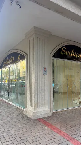 Sala comercial Meia Praia Itapema esquina segunda avenida