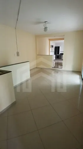 CASA 2º PAVIMENTO COM 02 QUARTOS SENDO 01 SUÍTE - RESIDENCIAL JACARAIPE - SERRA/ES