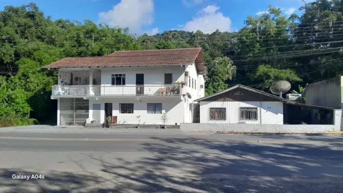 Imóvel Multifamiliar 9 Unidades - Renda R$ 9 mil/mês | Blumenau | 800m²