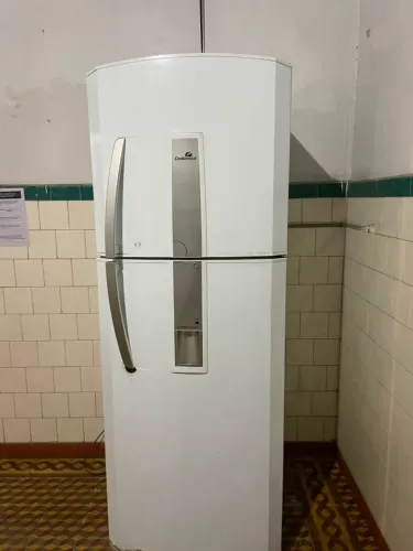 Geladeira Continental | 437L | Frost Free | 220v