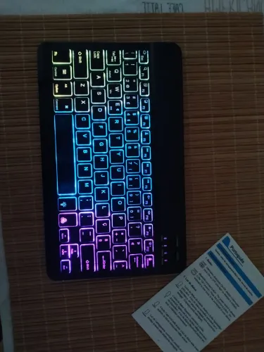 Teclado Bluetooth argb