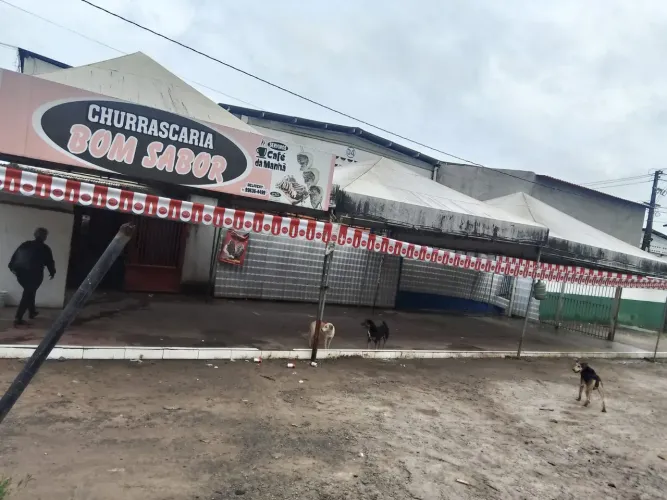 Vendo 2 toldo 6 por 6 e 7por7