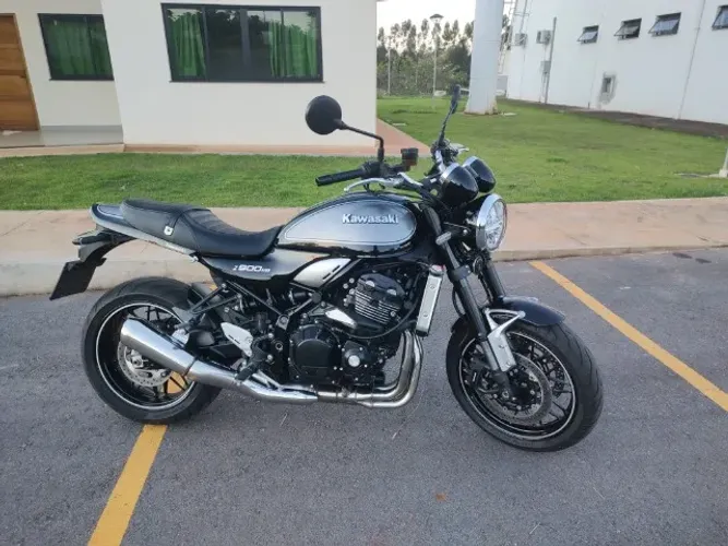 Kawasaki Z900 RS 2024