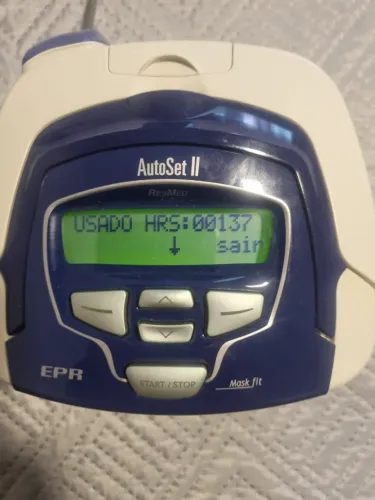 CPAP ResMed S8 AutoSet II com RPR 137 horas de uso