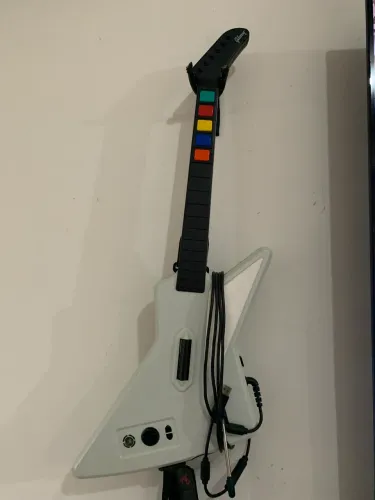 Guitarra guitar hero explorer
