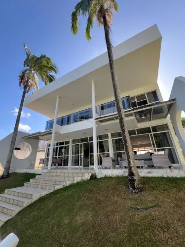 Vendo Casa com 4 quartos, sendo 1 suíte master - Aldebaran