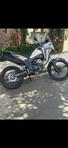 Sahara semi nova pouco rodada