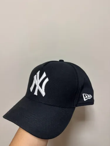 Boné New Era