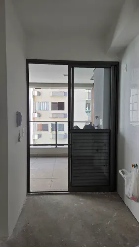 Porta de correr para Sacada