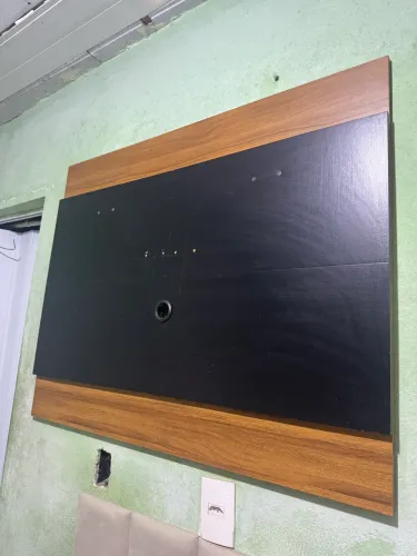 Vendo Painel de TV 43 