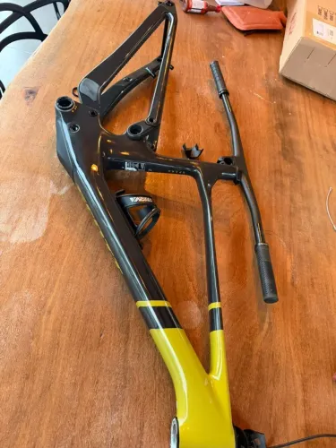 Quadro Scott Spark RC - Tamanhos 15 / 17 | Carbono | MTB