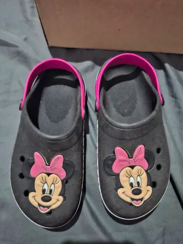 Crocs minnie, tamanho 29