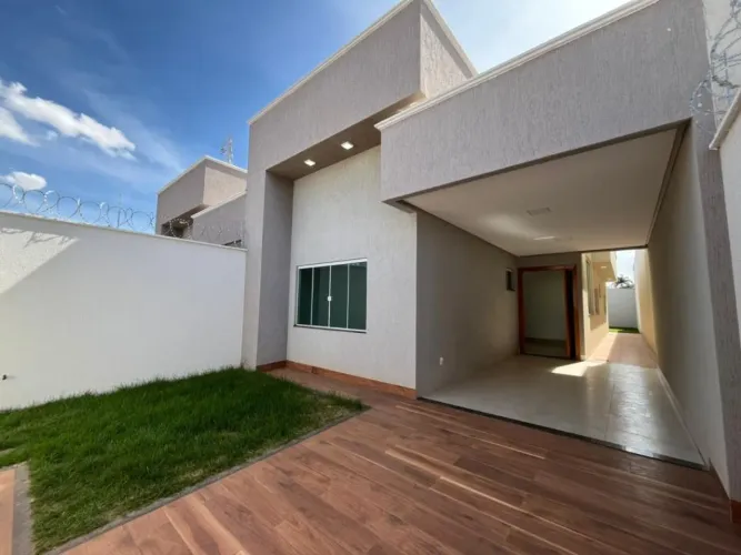 Casa- Rua Felipe Camarão- Jardim Luz