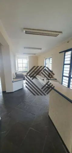 Prédio comercial para venda ou locação na Vila Independência em Sorocaba/SP.