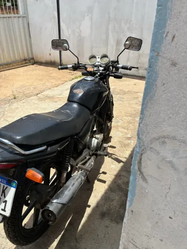 Titan 150