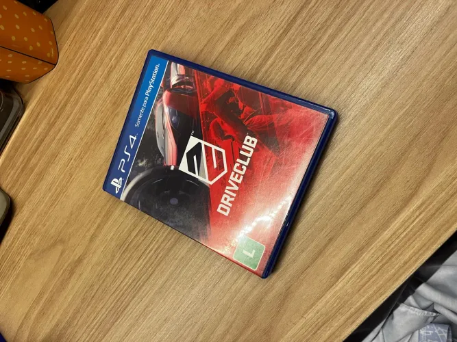 Driveclub-PS4 (CD)