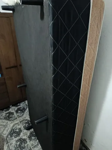Cama box solteiro usada