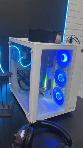 PC Gamer Ryzen 7 5700X3D + RTX 4060 + 32GB RAM + SSD NVMe 1TB + Water Cooler 360mm