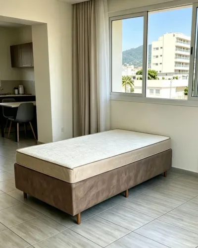 Cama solteiro conjugada usada.Entrego 
