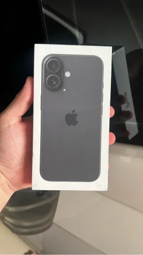 iPhone 16