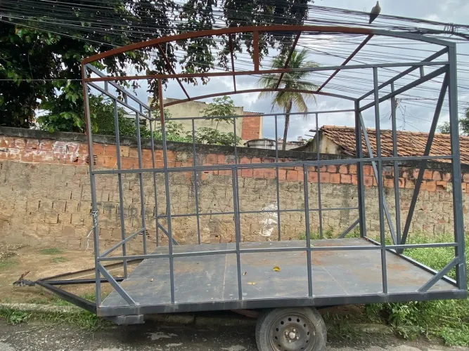TREILER a VENDA, LICENCIADO E EMPLACADO NO SEU NOME