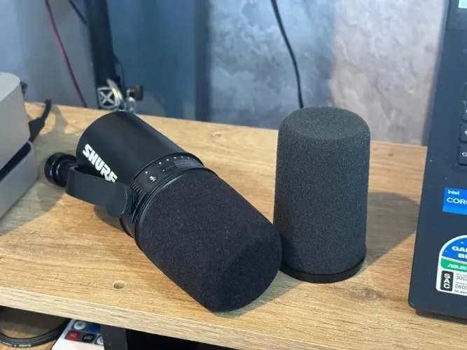 Shure MV7 + Pop Filter Rk 345