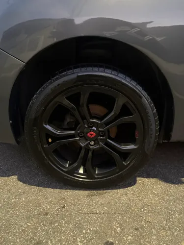Jogo de Rodas Originais Sandero RS Aro 17 + Pneus