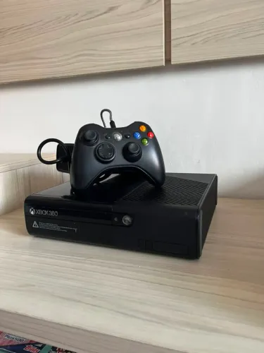 Xbox 360 super slim