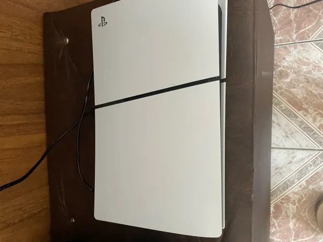 Playstation 5 (PS5)