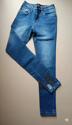 Calça jeans teem 