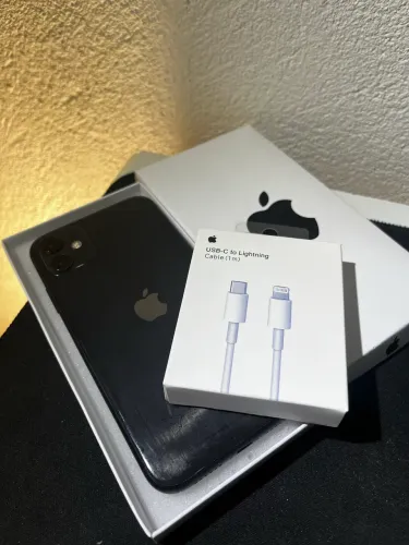 iPhone 11 128GB - Completo