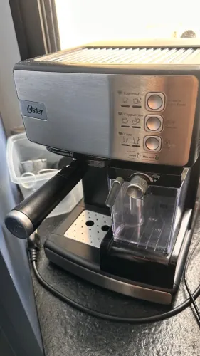 Cafeteira Espresso Oster PrimaLatte Inox