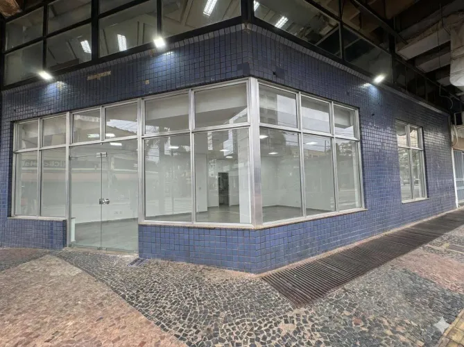 Loja corporativa de grande porte no Parthenon Center  venda ou locação