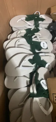Chinelas para festa