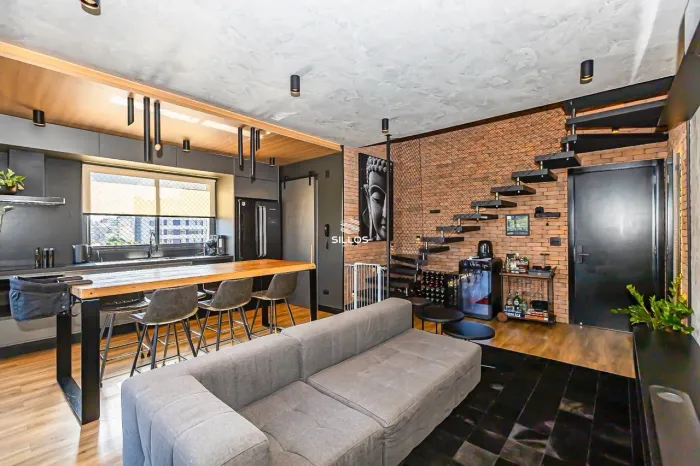 Apartamento duplex à venda com 2 quartos no Juvevê em Curitiba