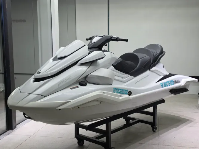 JET SKI YAMAHA FX CRUISER SVHO 2025