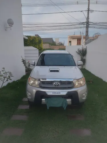 Toyota Hilux CD SRV D4-d 4X4 3.0 TDI Diesel AUT 2009