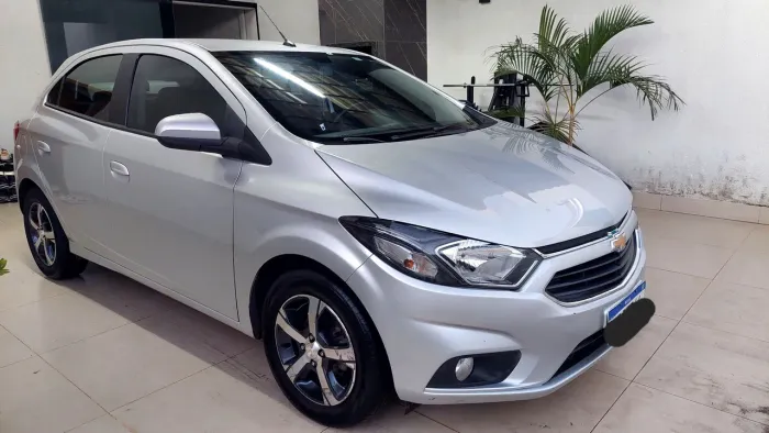 Chevrolet Onix Hatch LTZ 1.4 8V Flex Aut. 4P 2017