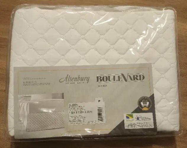 Saia Para Cama Box Queen - Altenburg Boulevard